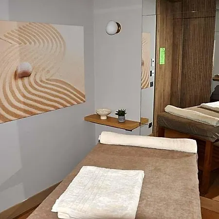 Erk Hotel